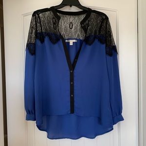 Lace detailed blouse